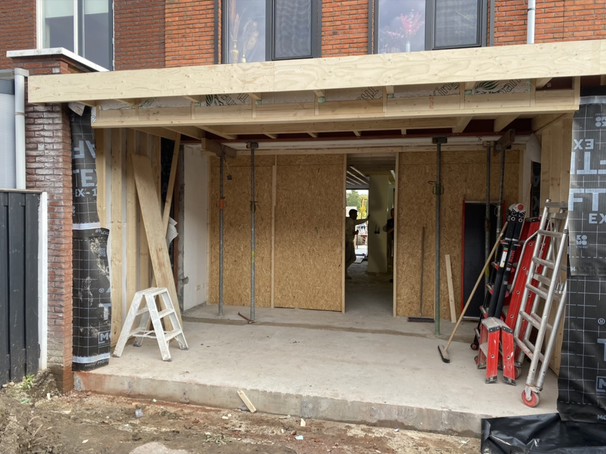 Linden-Zonneveld-Bouwbedrijf_Project-5_Realiseren-Aanbouw-verlaagd-plafond-vloerverwarming-1